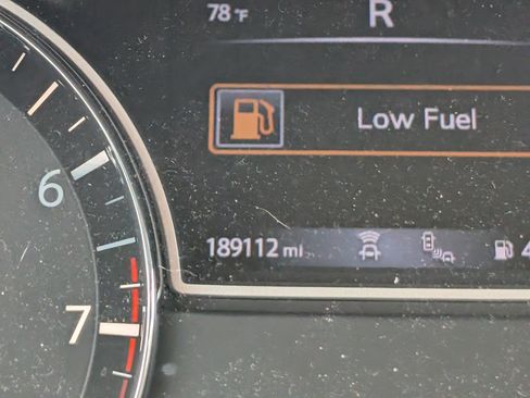 Used 2016 Nissan Altima 2.5 SL w/ 2.5 Technology w/LED Package FWD image 10