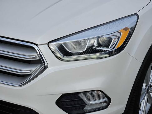 Used 2018 Ford Escape SEL image 6