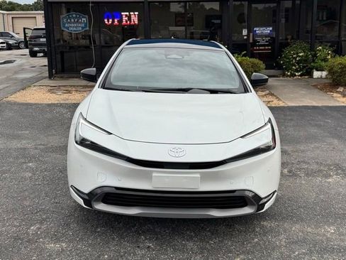 Used 2024 Toyota Prius Limited FWD image 2