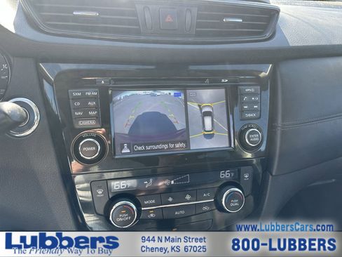 Used 2017 Nissan Rogue SL w/ SL Premium Package image 16