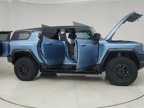 Used 2024 GMC Hummer EV 3X w/ Omega Edition image 71