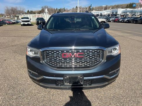 Used 2019 GMC Acadia Denali w/ Technology Package AWD/4WD image 2
