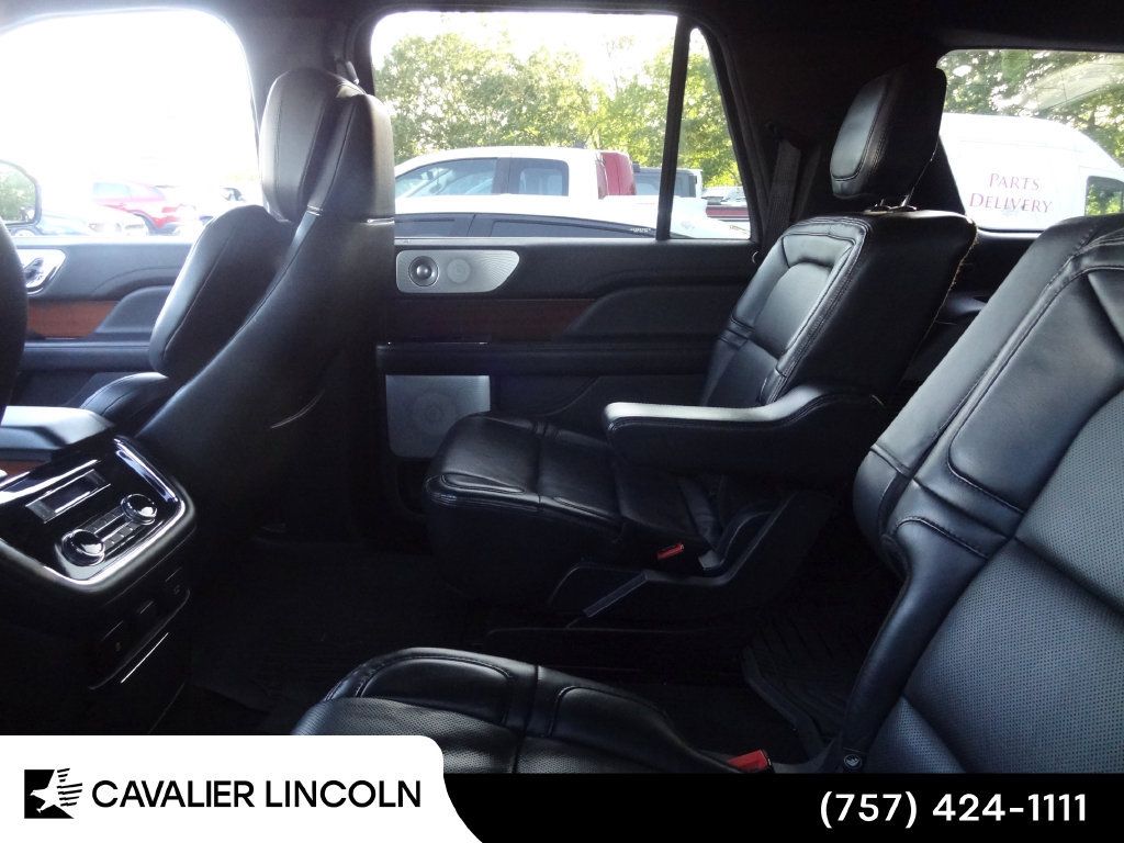 Used 2021 Lincoln Navigator L Reserve AWD/4WD image 7