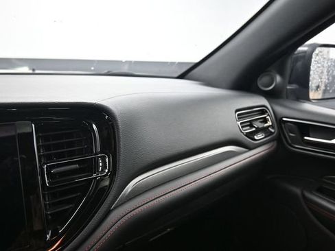 Used 2025 Dodge Durango R/T AWD/4WD image 21