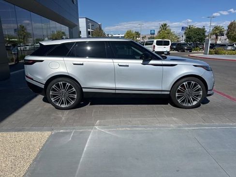 Used 2025 Land Rover Range Rover Velar Dynamic SE AWD/4WD image 4