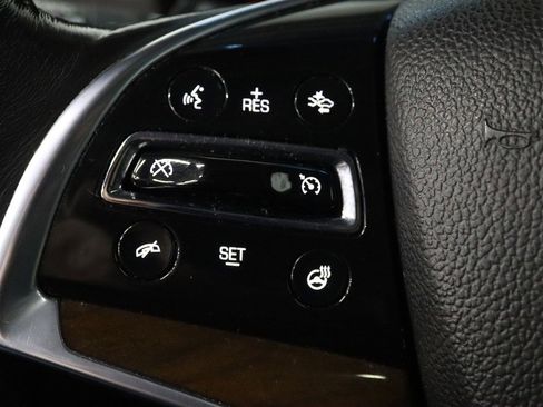 Used 2020 Cadillac Escalade Luxury w/ Escalade Sport Edition image 40