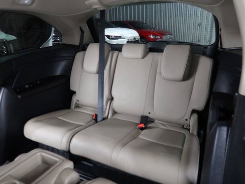 Used 2024 Honda Odyssey EX-L image 17