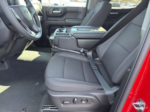 New 2026 Chevrolet Silverado 1500 Custom Trail Boss w/ LPO, Dark Essentials Package image 11