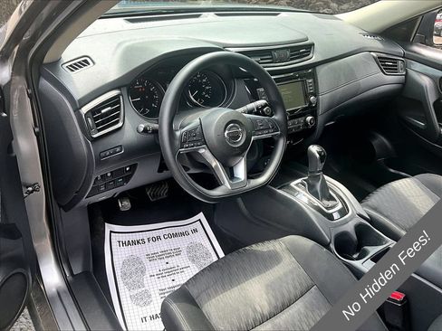 Used 2019 Nissan Rogue S AWD/4WD image 10