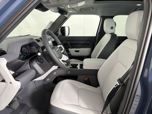 New 2025 Land Rover Defender 110 S image 23