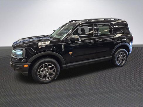 Certified 2022 Ford Bronco Sport Badlands w/ Premium Package AWD/4WD image 2