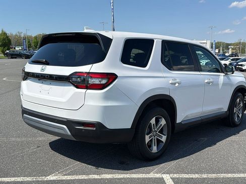 Used 2024 Honda Pilot EX-L image 5