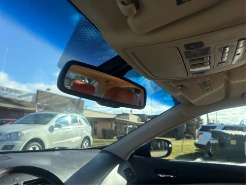 Used 2011 Lexus ES 350 image 18