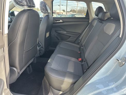 New 2026 Volkswagen Taos SE image 25