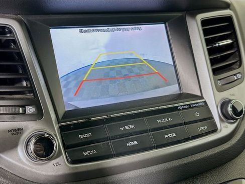 Used 2018 Hyundai Tucson Value w/ Cargo Package image 17