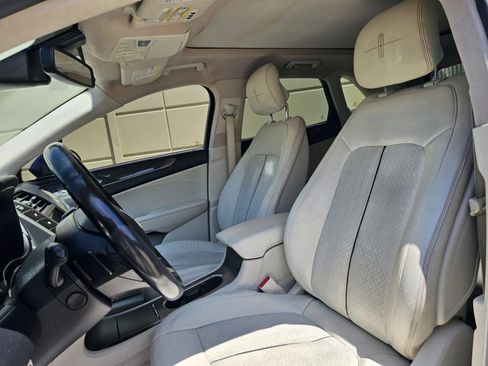 Used 2019 Lincoln MKC Black Label AWD/4WD image 12