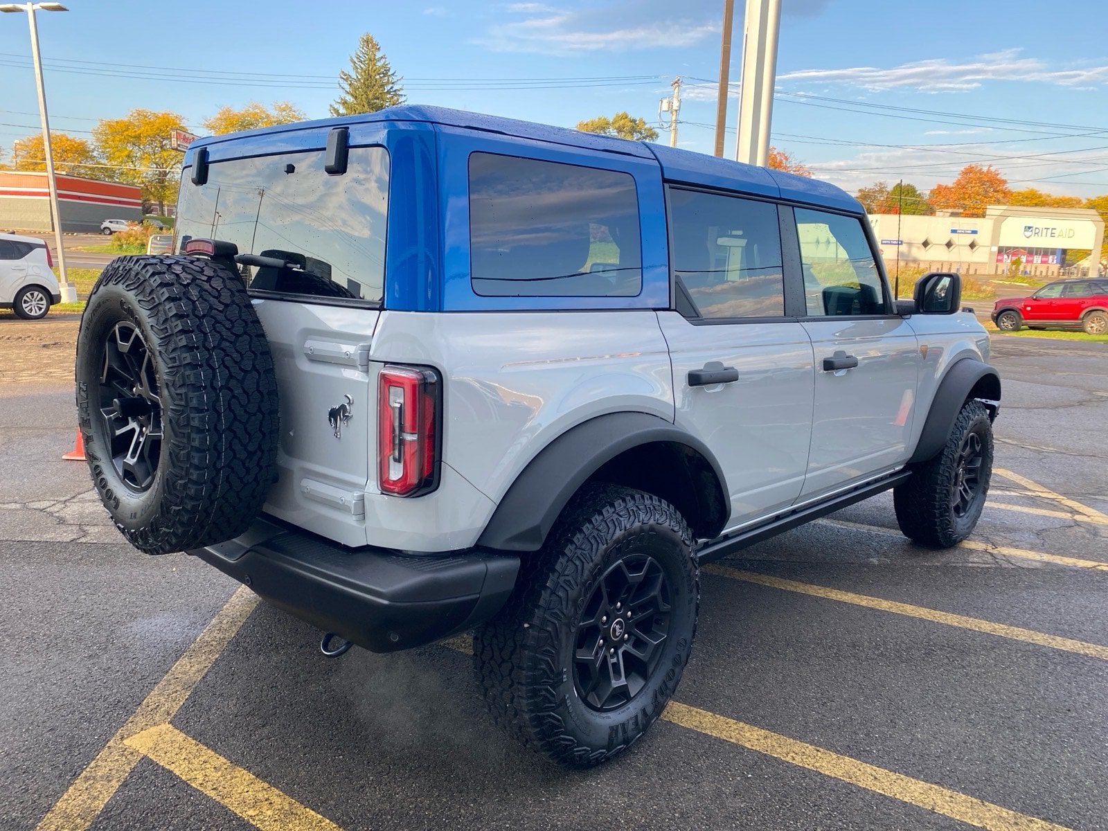 Used 2026 Ford Bronco Badlands AWD/4WD image 6