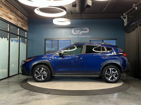 Used 2024 Subaru Crosstrek 2.0i Premium w/ Crosstrek Mirror Package image 6