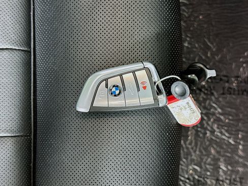 Used 2019 BMW X7 xDrive50i w/ M Sport Package image 45