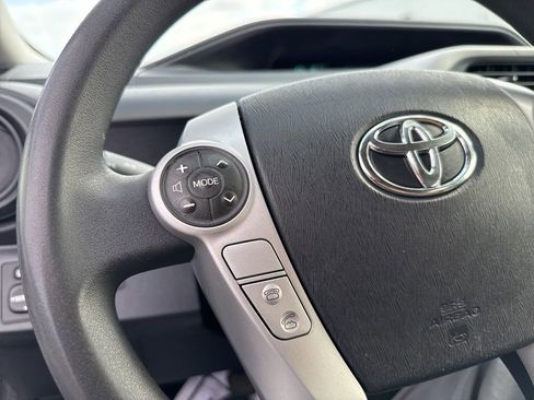 Used 2012 Toyota Prius C Two image 16