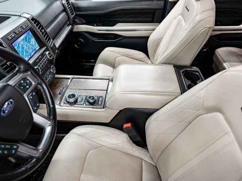 Used 2021 Ford Expedition Platinum image 38