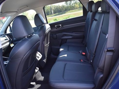 Certified 2026 Kia Sorento EX AWD/4WD image 20