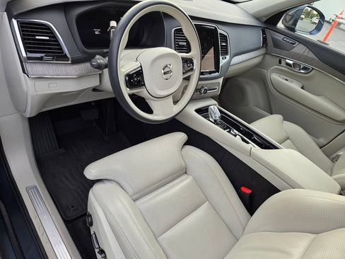 Used 2024 Volvo XC90 B6 Ultimate w/ Protection Package Premier AWD/4WD image 10