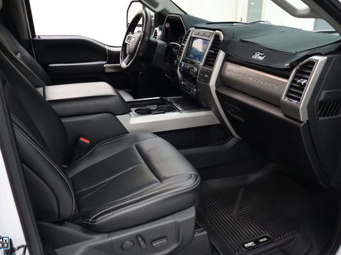 Certified 2020 Ford F250 Lariat w/ Lariat Ultimate Package image 33