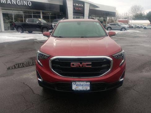 Used 2018 GMC Terrain SLE w/ Driver Convenience Package image 8