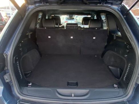 Used 2021 Jeep Grand Cherokee Limited image 9