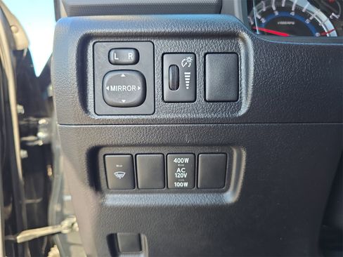 Used 2019 Toyota 4Runner SR5 Premium image 22