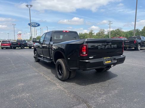 New 2026 RAM 3500 Big Horn AWD/4WD image 6