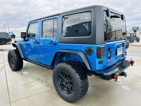 Used 2016 Jeep Wrangler Unlimited Sport image 28