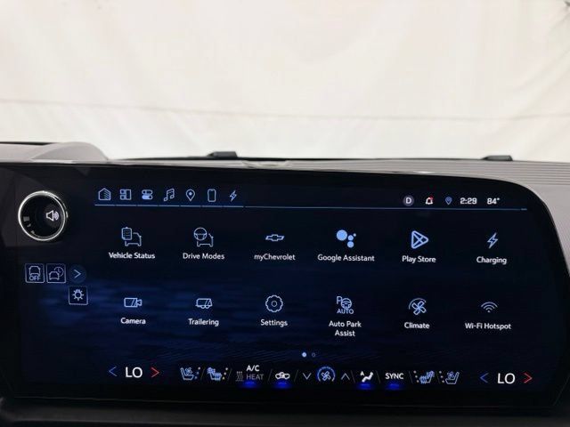 Used 2026 Chevrolet Silverado EV LT AWD/4WD image 38
