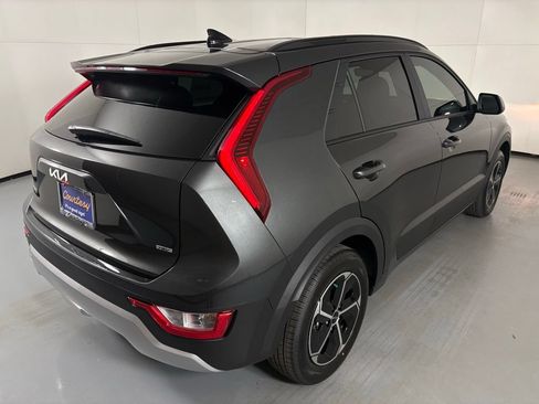 New 2026 Kia Niro LX FWD image 8