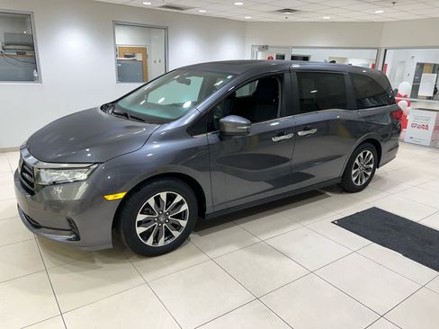 Used 2023 Honda Odyssey EX-L image 6