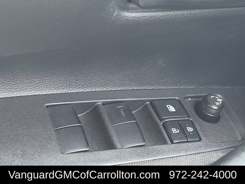 Used 2025 Toyota Corolla LE FWD image 23