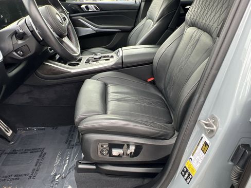 Used 2024 BMW X7 M60i w/ Executive Package image 14