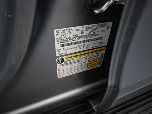 Used 2020 Ford Expedition XLT w/ Equipment Group 202A image 19