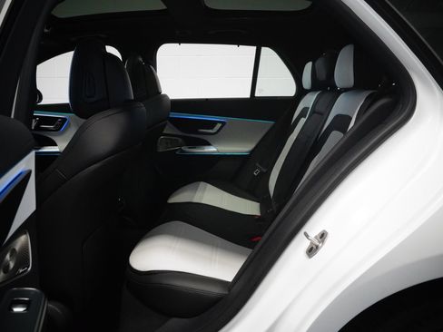 New 2026 Mercedes-Benz E 53 AMG e 4MATIC Wagon image 16