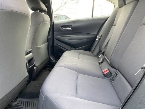 Used 2021 Toyota Corolla LE image 22