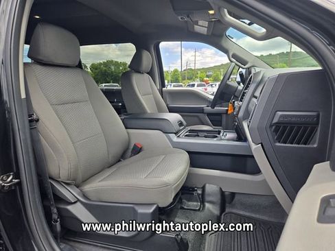 Used 2022 Ford F250 XLT w/ Black Appearance Package AWD/4WD image 19