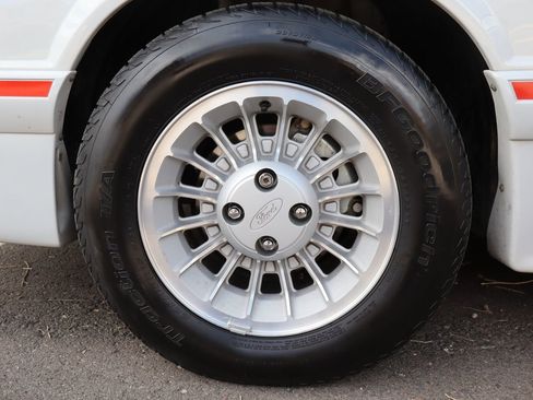 Used 1988 Ford Mustang GT RWD image 38