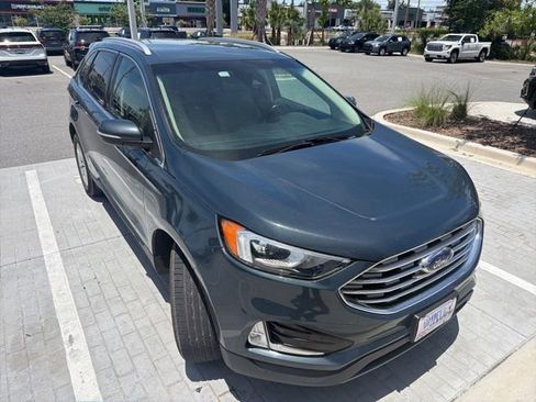 Used 2019 Ford Edge SEL w/ Equipment Group 201A FWD image 2