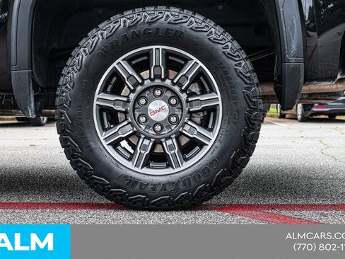 Used 2025 GMC Sierra 1500 AT4 AWD/4WD image 16