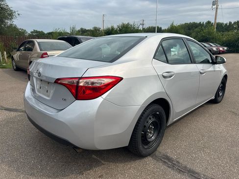 Used 2019 Toyota Corolla LE FWD image 5