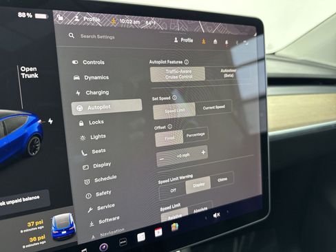 Used 2020 Tesla Model Y Long Range image 18