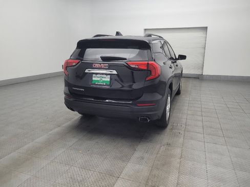 Used 2018 GMC Terrain SLE w/ Driver Convenience Package FWD image 9