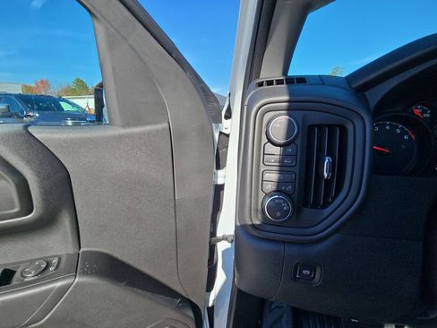 New 2026 Chevrolet Silverado 1500 W/T image 51