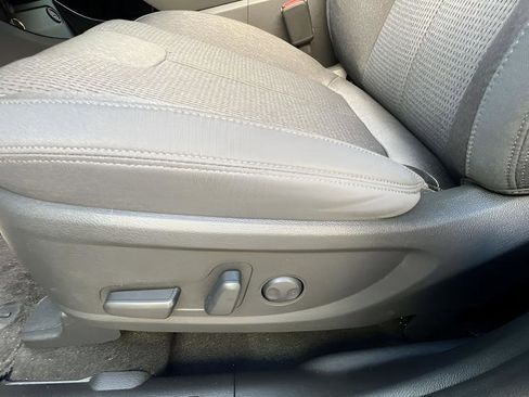 Certified 2023 Hyundai Santa Fe SEL image 11